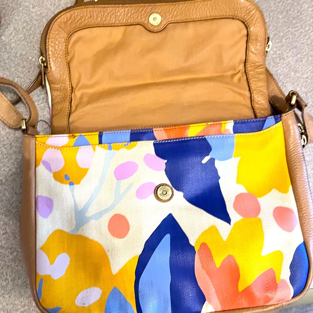 Fossil purse